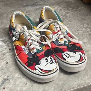 ✨ Disney x Vans Mickey Mouse Sneakers – Women’s 9.5 ✨